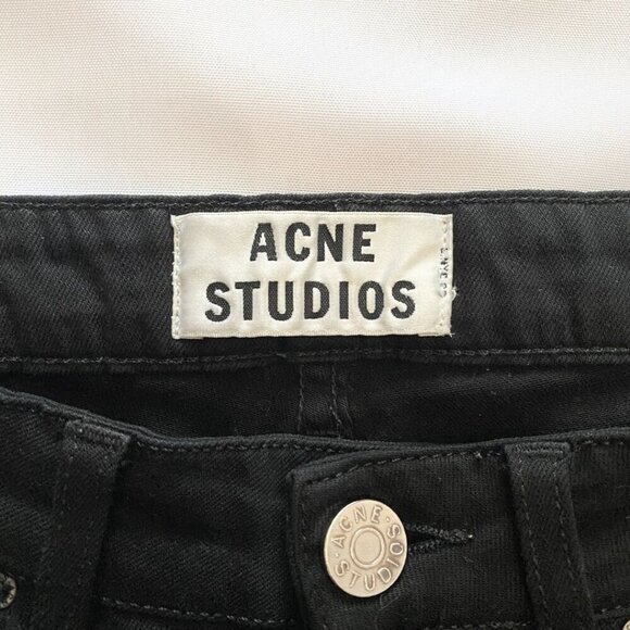 ACNE STUDIO SKIN 5 BLACK JEANS, A CLASSIC SKINNY CUT FROM ACNE - 26 - Picture 5 of 10